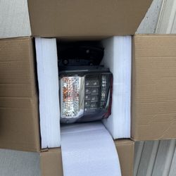 2014-2020 Toyota 4Runner Taillights 