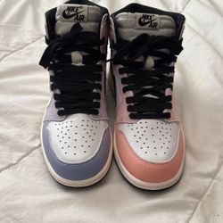 Jordan 1 Skyline