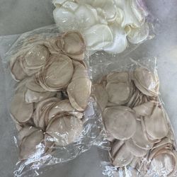 Champagne Petals 