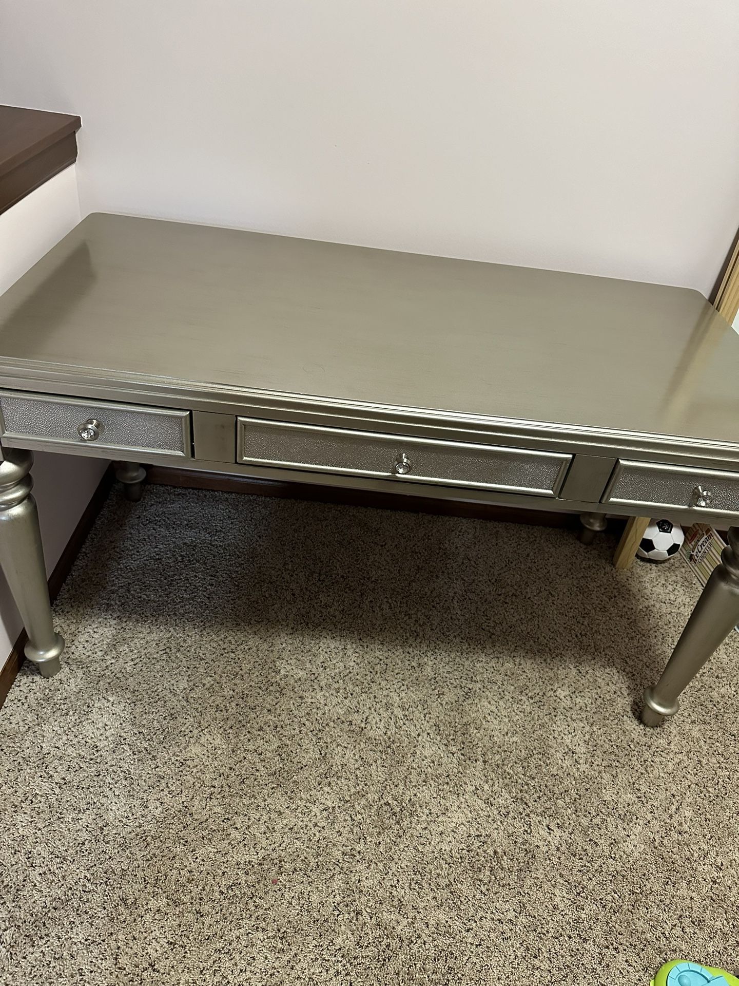 Ashley Desk