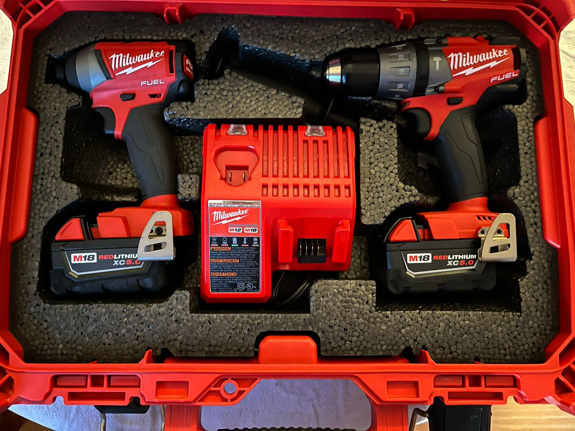 Milwaukee Power Tools Kits 