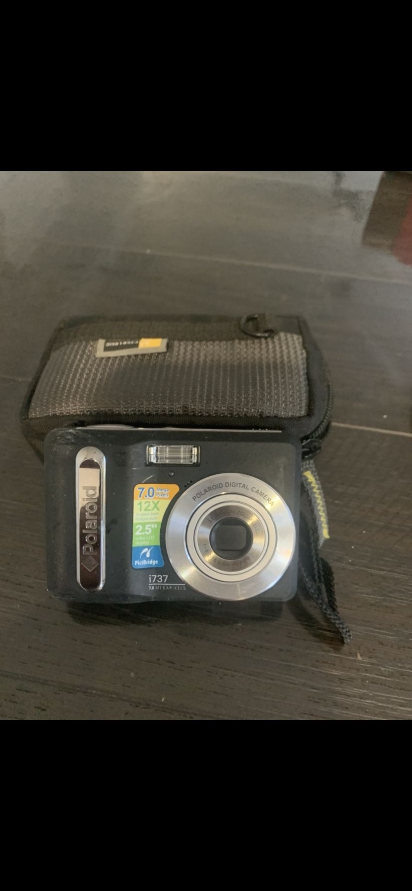 Polaroid i737 Digital Camera