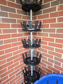 Corner/closet shoe rack