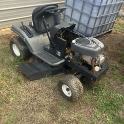 18HP. Craftsman Riding Mower - Tractor / Read Below ⬇️