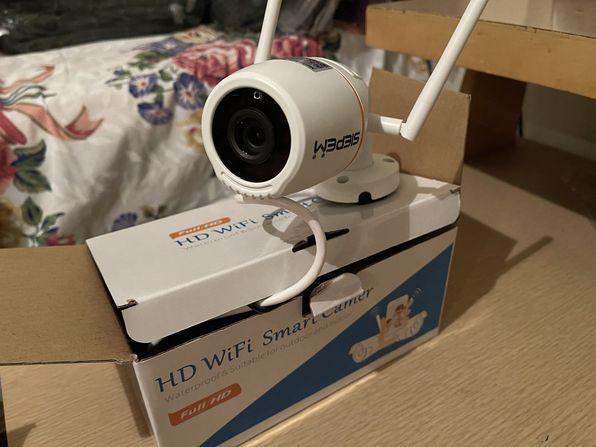 Wi-Fi Smart Camera