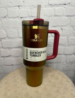 Lainey Wilson Limited Edition 40oz Stanley