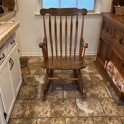Royola Pacific Solid Oak Rocking Chair – The Barn – Made in USA