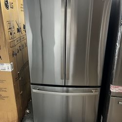 NEW OPEN BOX GE COUNTER DEPTH FRENCH STYLE REFRIGERATOR 