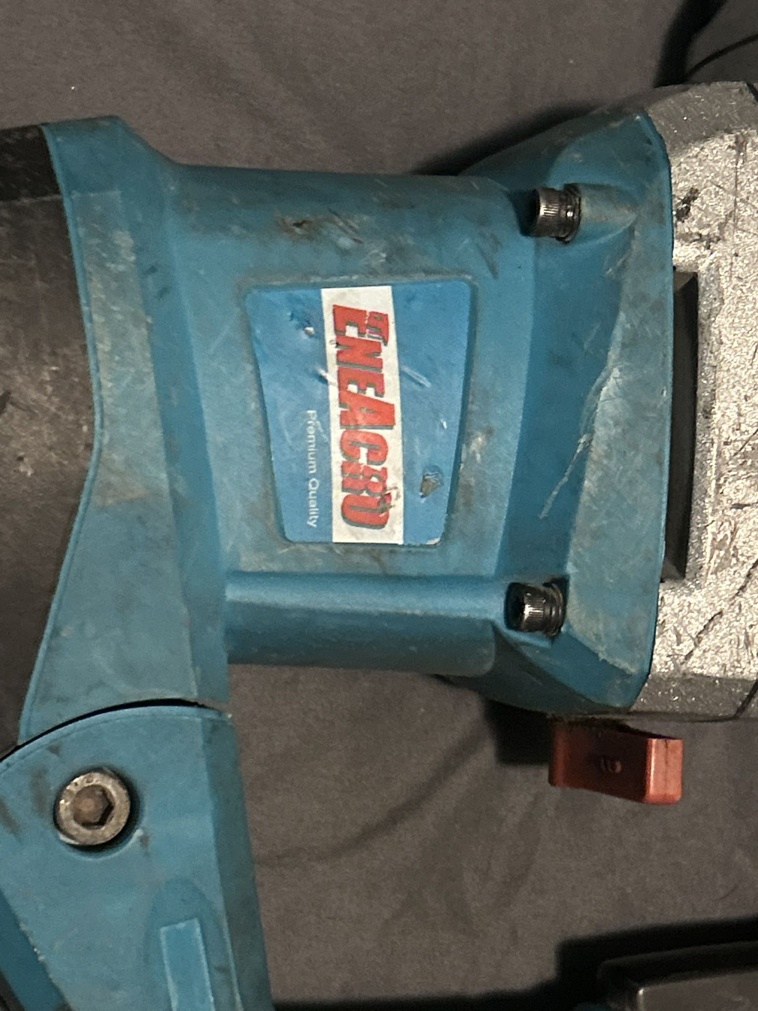 Hammer Drill ****NEEDS FIXING ****