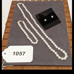 Dainty 14k Gold & Pearl Set