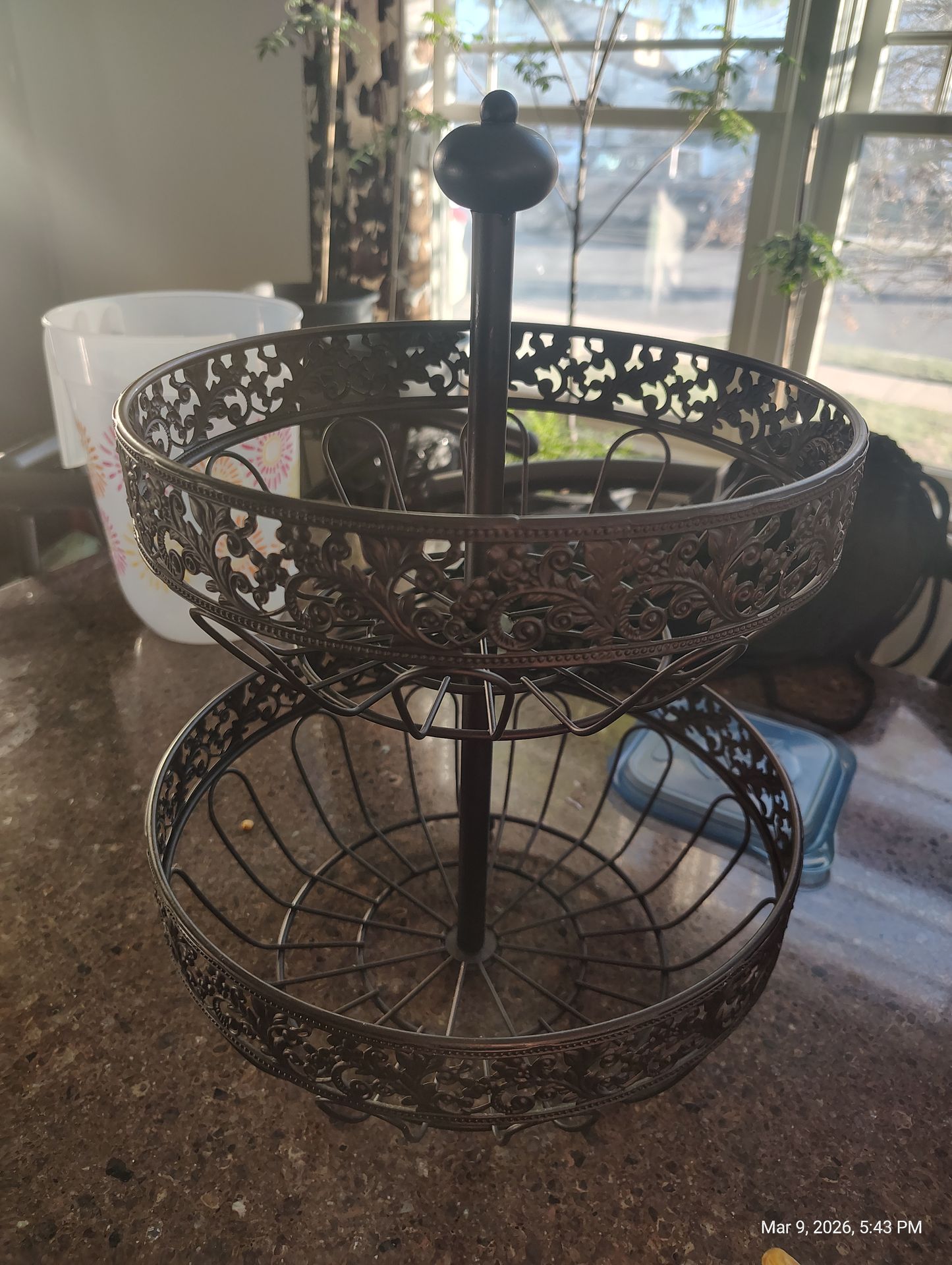 Fruit basket