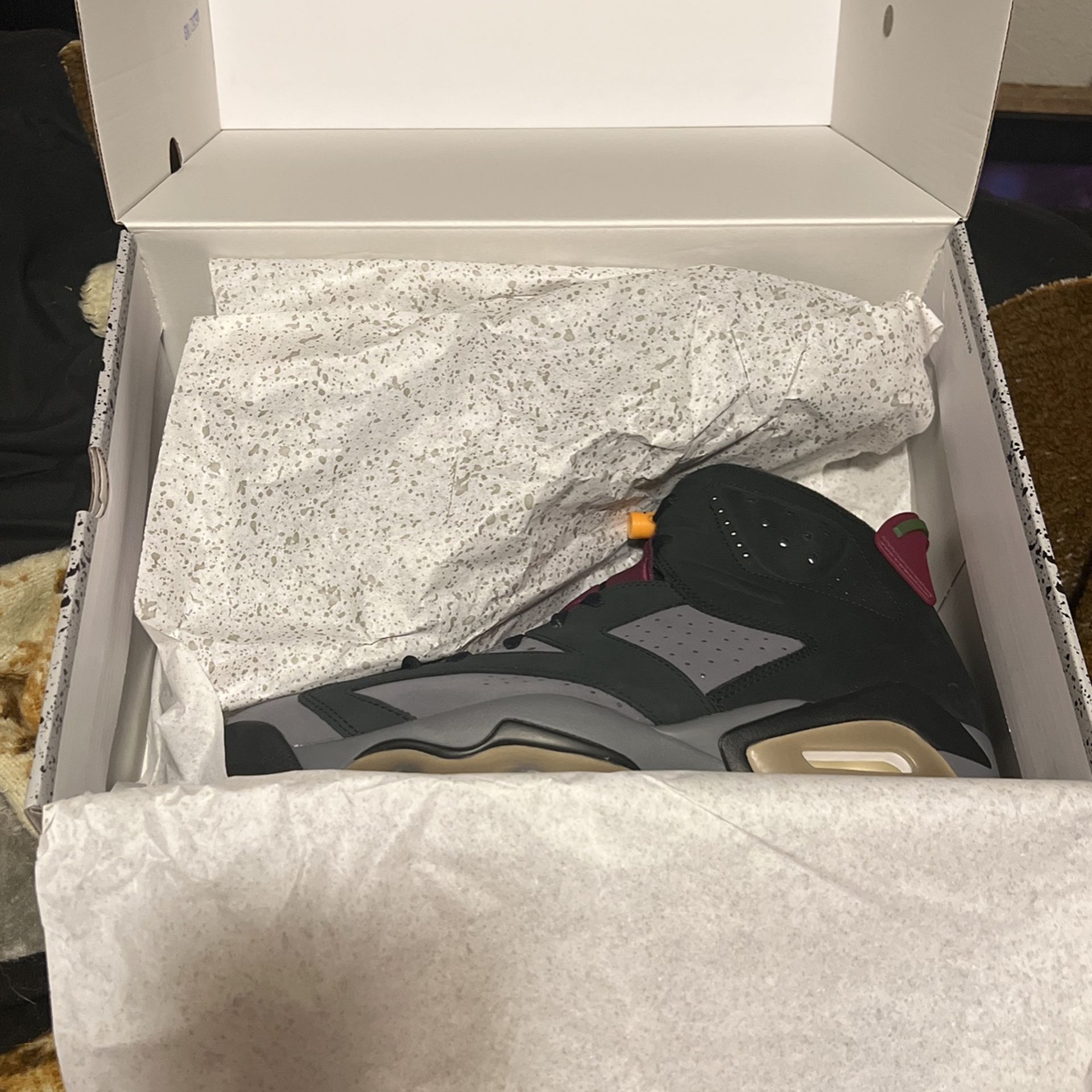 Air Jordan 6 Retro Bordeaux Basketball Shoes