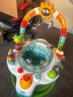 Baby Activity Center Exersaucer with Toys