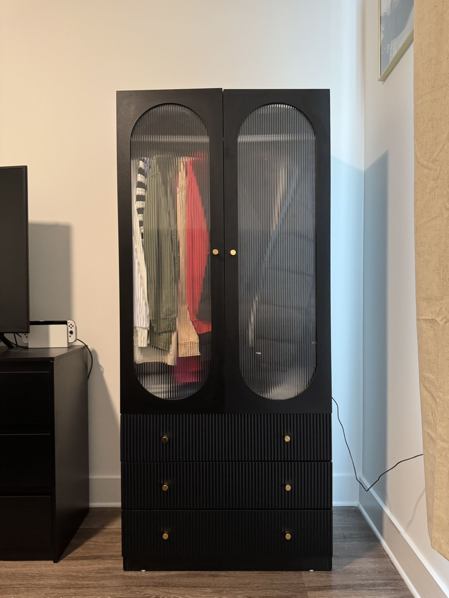 Wardrobe Closet