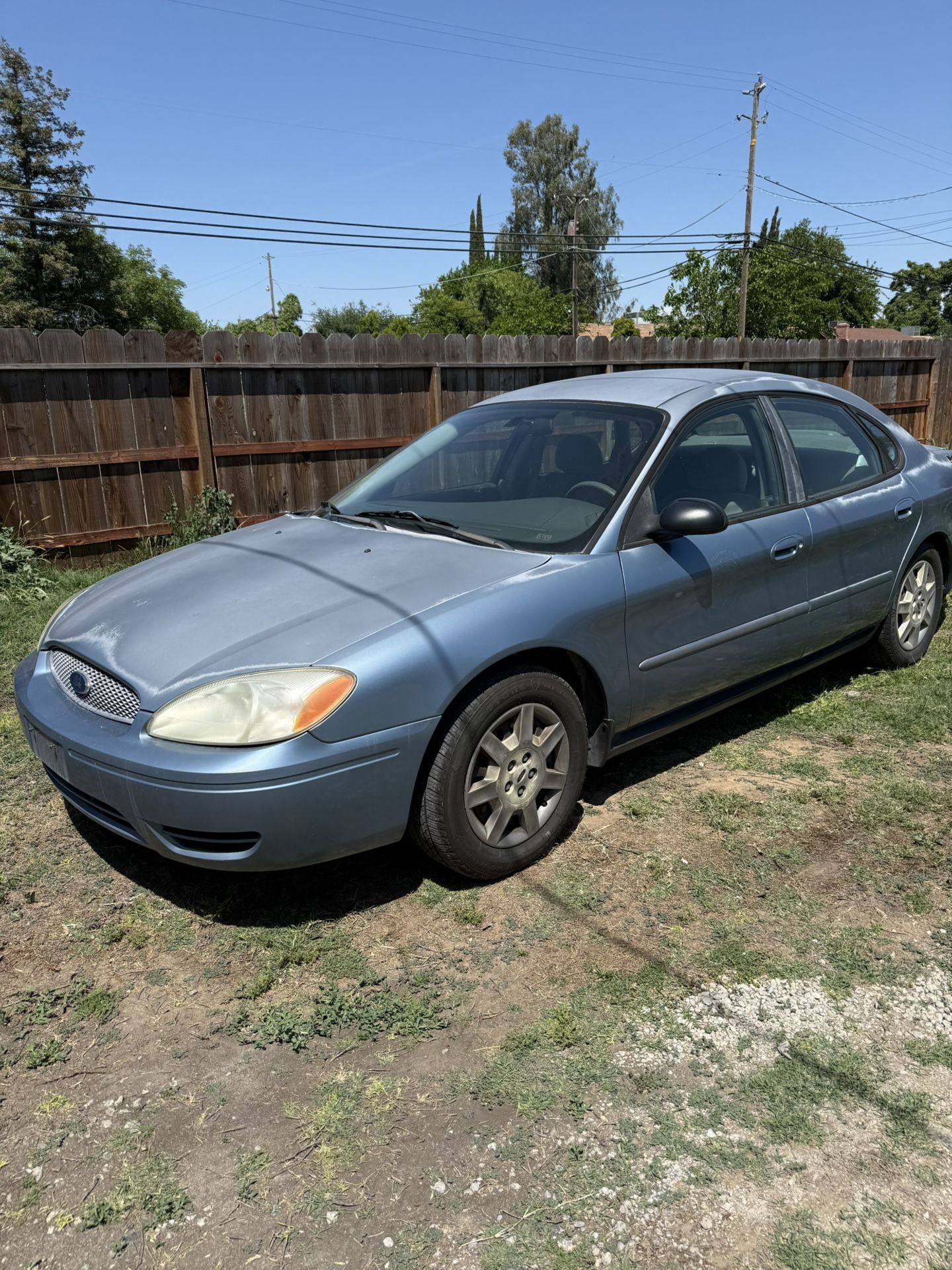 2005 Ford Taurus