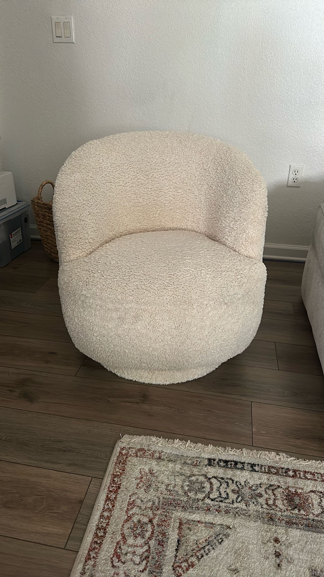 Sherpa Swivel Chair