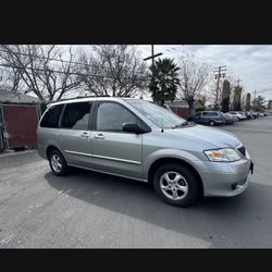 2002 Mazda MPV