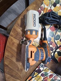 Ridgid R2501 Sander..