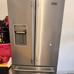 Maytag fridge Refrigerator 