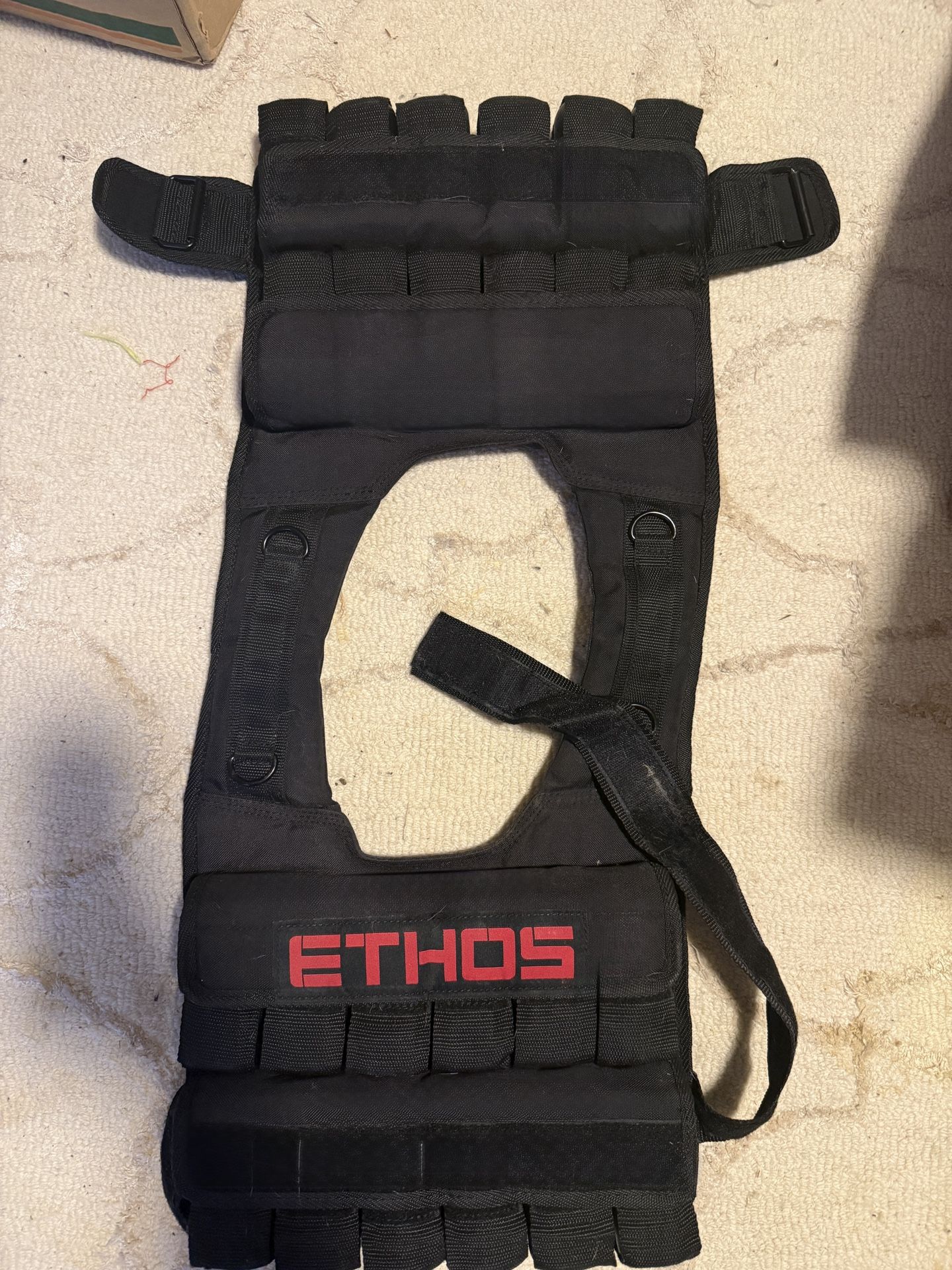 Ethos Work Out Vest 60 pound removable weights