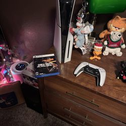 PS5 Disc Edition – Excellent Condition – $350Firm