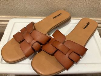 Ladies sandals