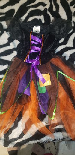 Girls witch costume