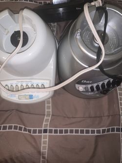 Bottom Blender Only And Water Pitcher 