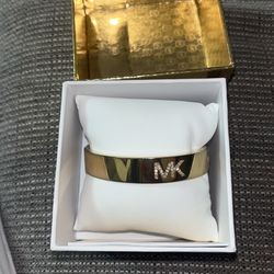 Michael Kors Gold Bracelet 