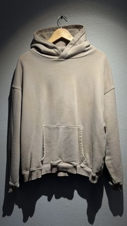 Strutt Hoodie