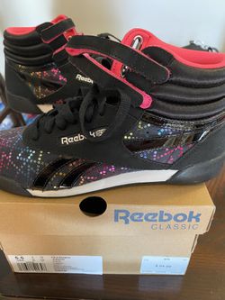 Reebok new size 5.5