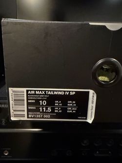Nike trailwind size 10