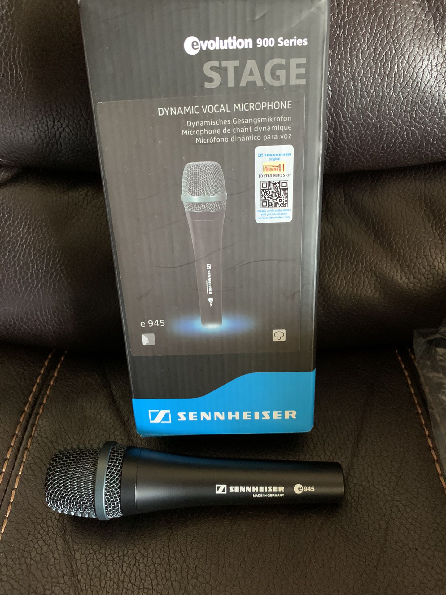 Sennheiser E945 Vocal Dynamic Microphone.