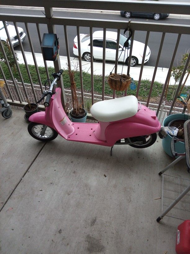 Razor Electric Scooter