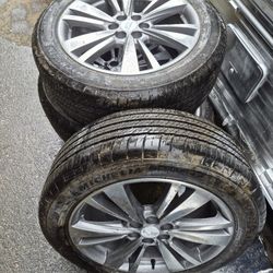 Xd5 Cadillac  Rims And  Tires  