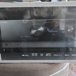 Yamaha - RX-V6A 7.2-channel AV Receiver with 8K HDMI and MusicCast - Black