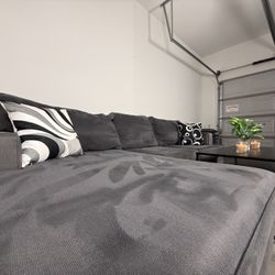 Beautiful Sectional Couch 