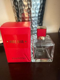 WOMENS VALENTINO VOCE VIVA EDP STILL SOME SPRAYS LEFT