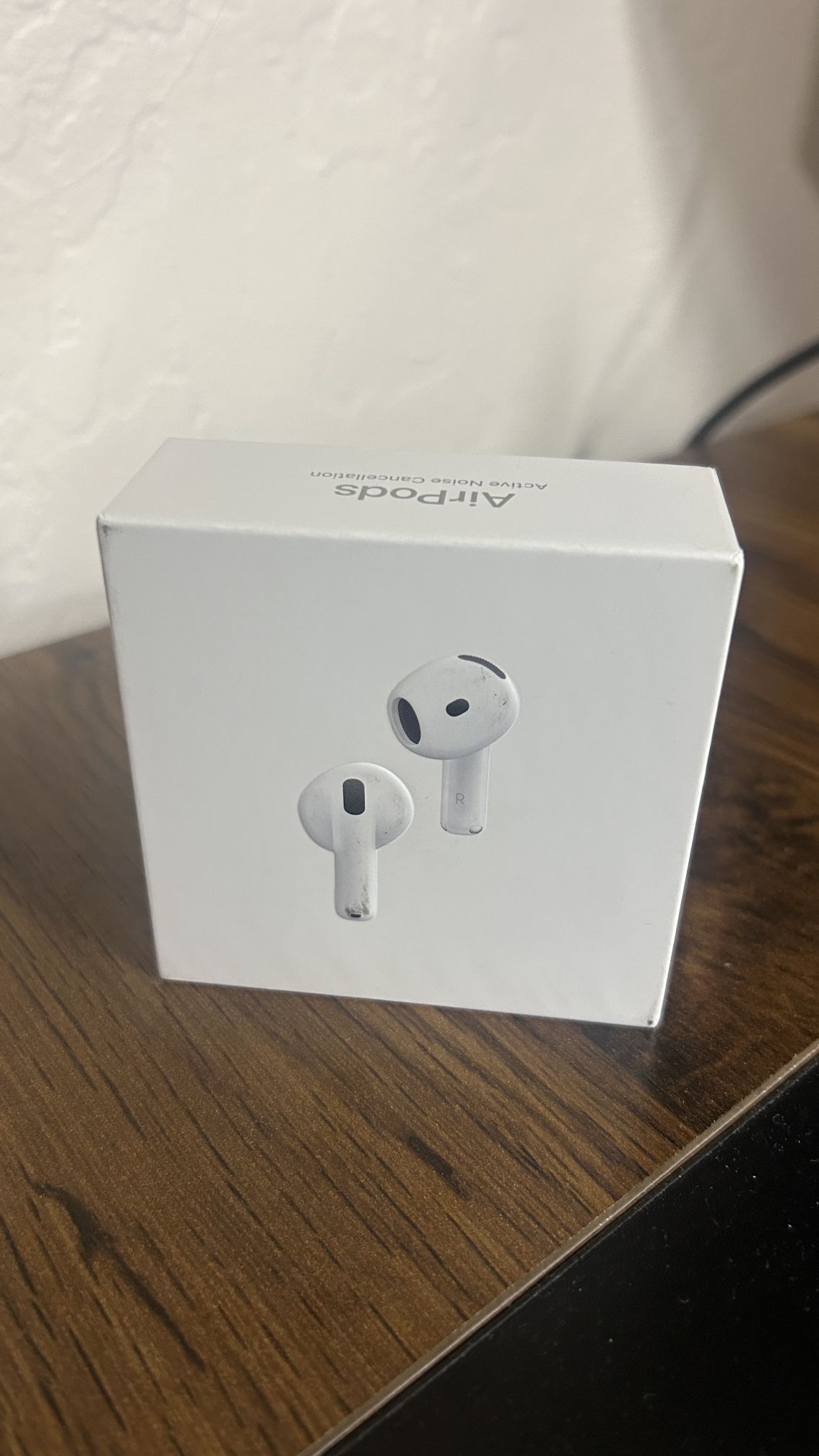Apple Airpods 4 with ANC