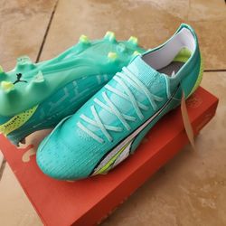 Puma Cleats Size 4 And 4.5