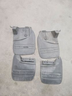 Toyota Tundra OEM mudflaps, off a 2002