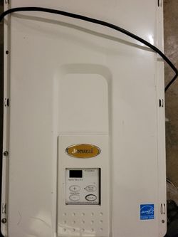 JACUZZI HOT WATER TANK