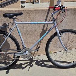 SPECIALIZED VINTAGE " ROCKHOPPER" MTB