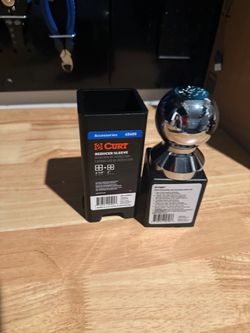 CURT Trailer Hitch Ball and Reducer Sleeve