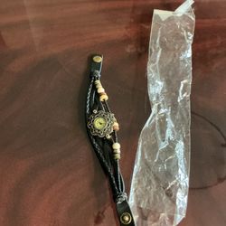 Antique quartz women’s watch