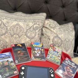 Nintendo Switch Lite & FIVE Games!!