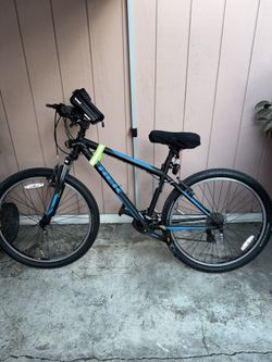 MOUNTAIN BIKE READY TO GO 