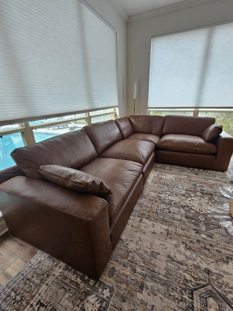 New 4 Pc 100% Leather Sectional EMILIA