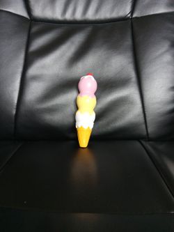 Ice Cream Cone With 3 Scoops Squishy 