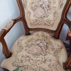 3 Identical Victorian: 2 Small TLC¿ 1 Larger Chair. . 